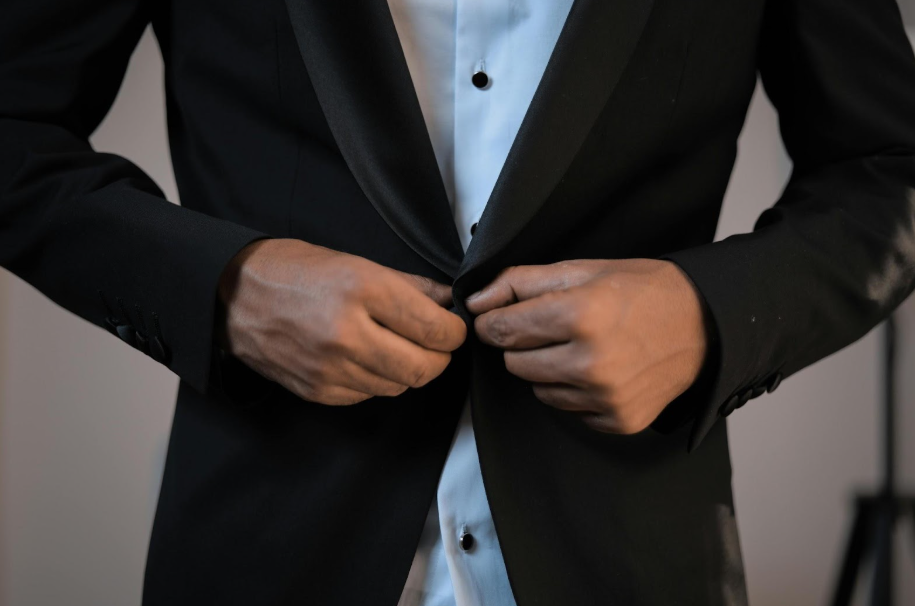 elegant outfit details | special occasion fashion | fashion accessories style | statement jewelry trends | luxury accessories styling