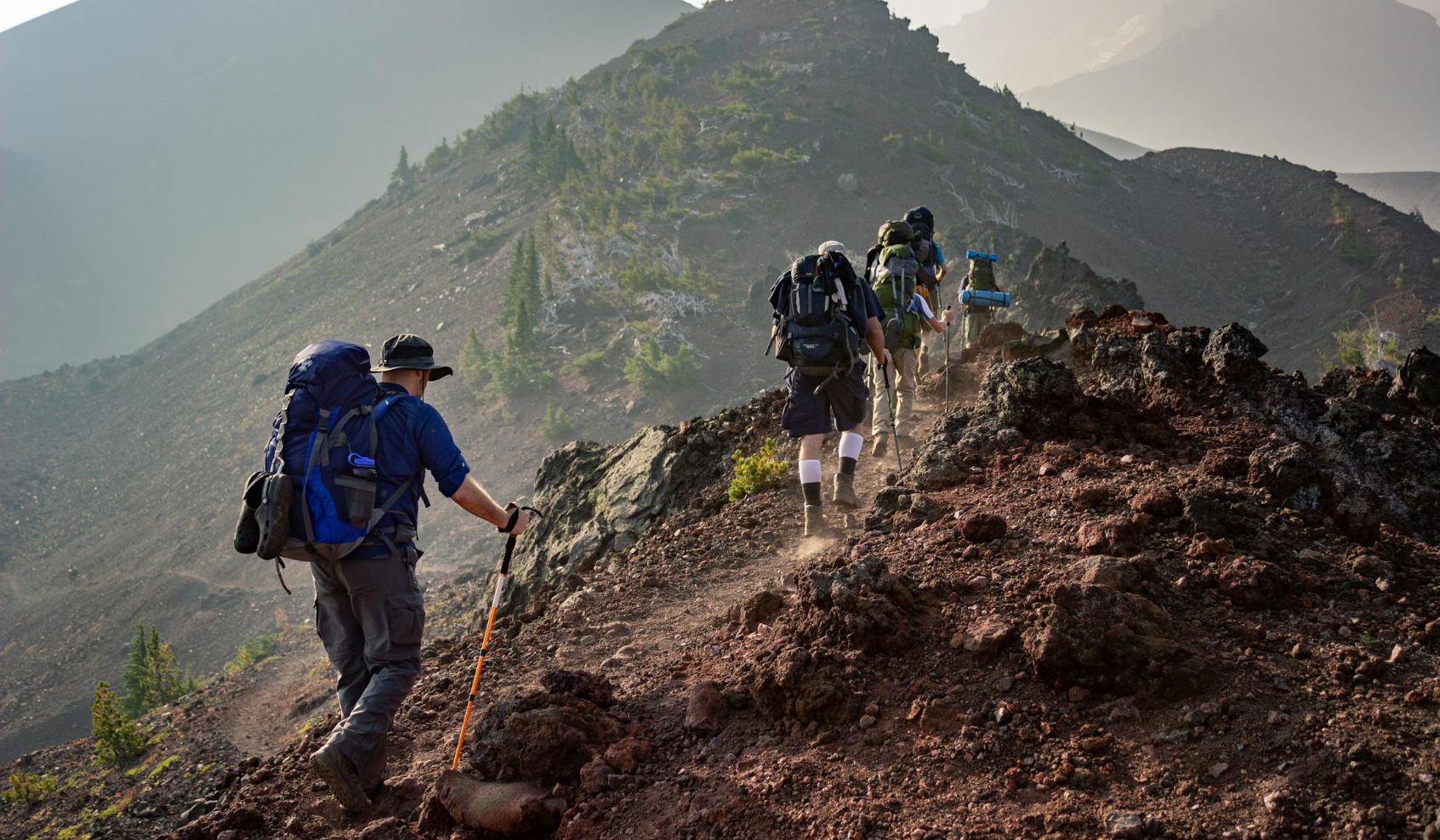 altitude sickness prevention | mountain trekking tips | hiking training plan