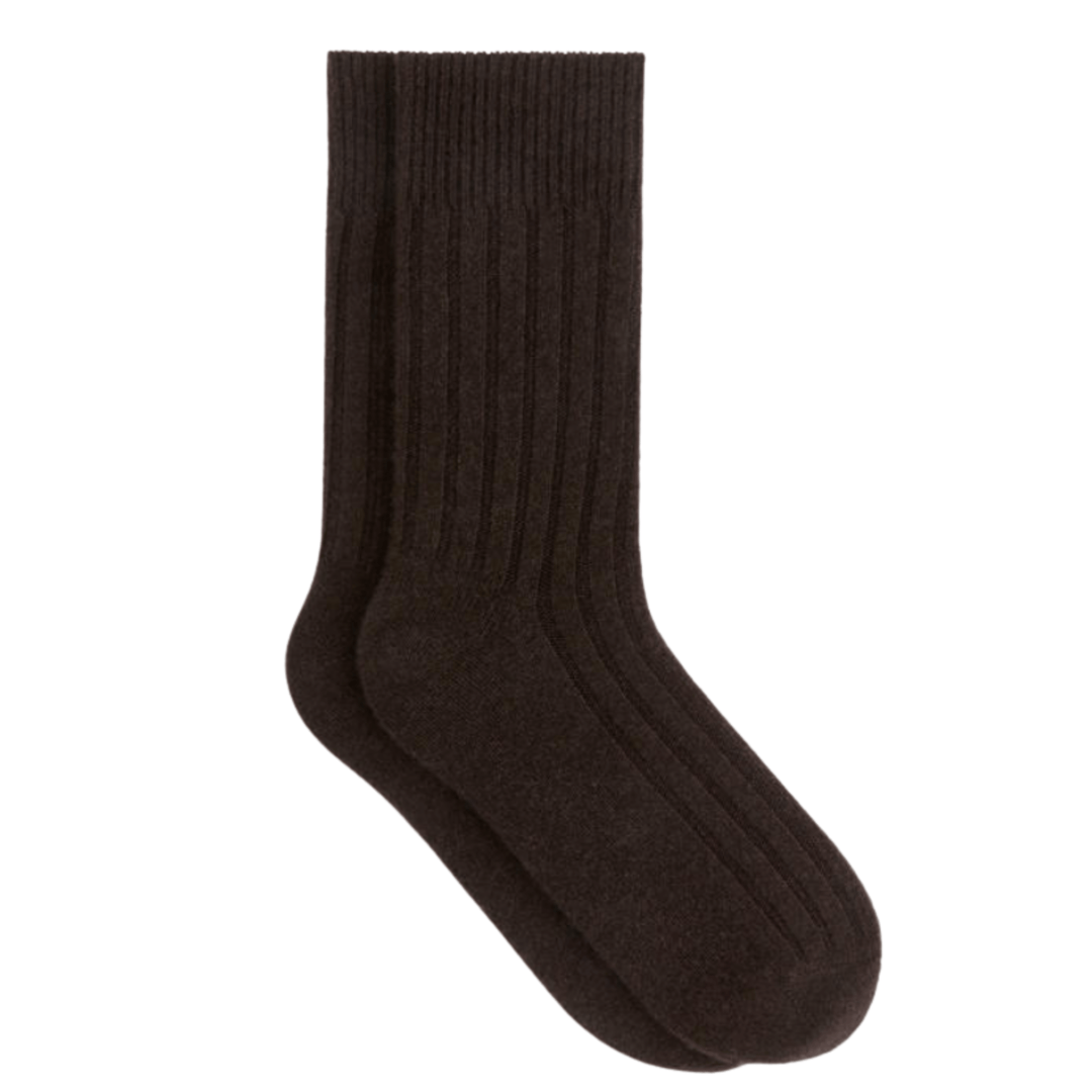 brown cashmere blend socks | men’s cashmere socks | chocolate brown men’s socks | warm winter socks men | luxury men’s socks | ribbed cashmere socks | sock geeks