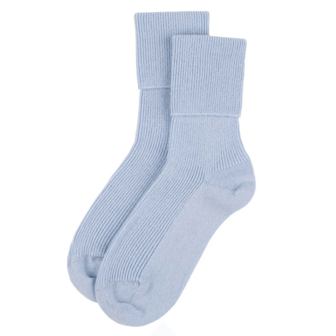 soft cashmere socks | pure cashmere socks | cashmere socks UK | best cashmere socks I Blue pure cashmere socks l cock geeks