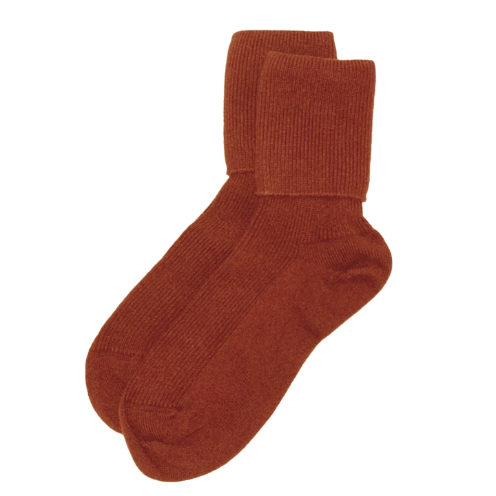 warm cashmere socks | ladies cashmere socks | ribbed cashmere socks | cashmere lounge socks