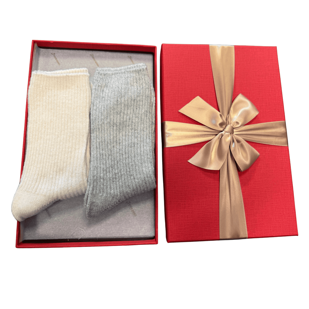 cashmere socks gift set | cashmere socks | luxury cashmere socks | cashmere gift set