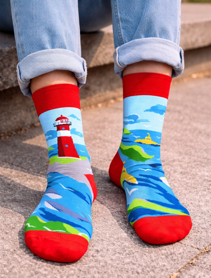 LIGHT HOUSE l odd socks